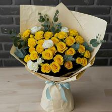 Букет цветов из:  Розы в Кагальницкой