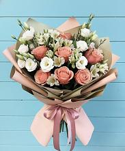 Букет цветов из:  Розы, Альстромерии и Лизиантусы в Кагальницкой