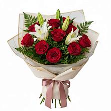 Букет цветов из:  Лилии и Розы в Кагальницкой