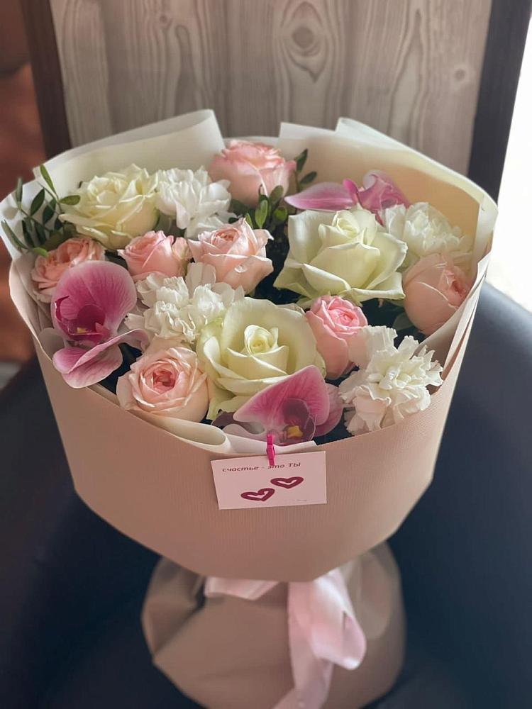 Букет цветов из: Орхидеи, Розы и Гвоздики в Кагальницкой