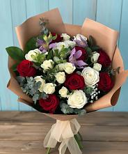 Букет цветов из:  Розы и Альстромерии в Кагальницкой