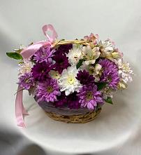 Цветочная композиция из Хризантемы и Альстромерии в корзине в Кагальницкой