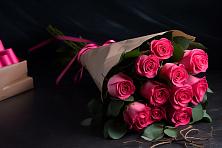 Букет 11 роз Пинк в Кагальницкой