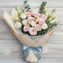 Букет цветов из:  Лизиантусы в Кагальницкой