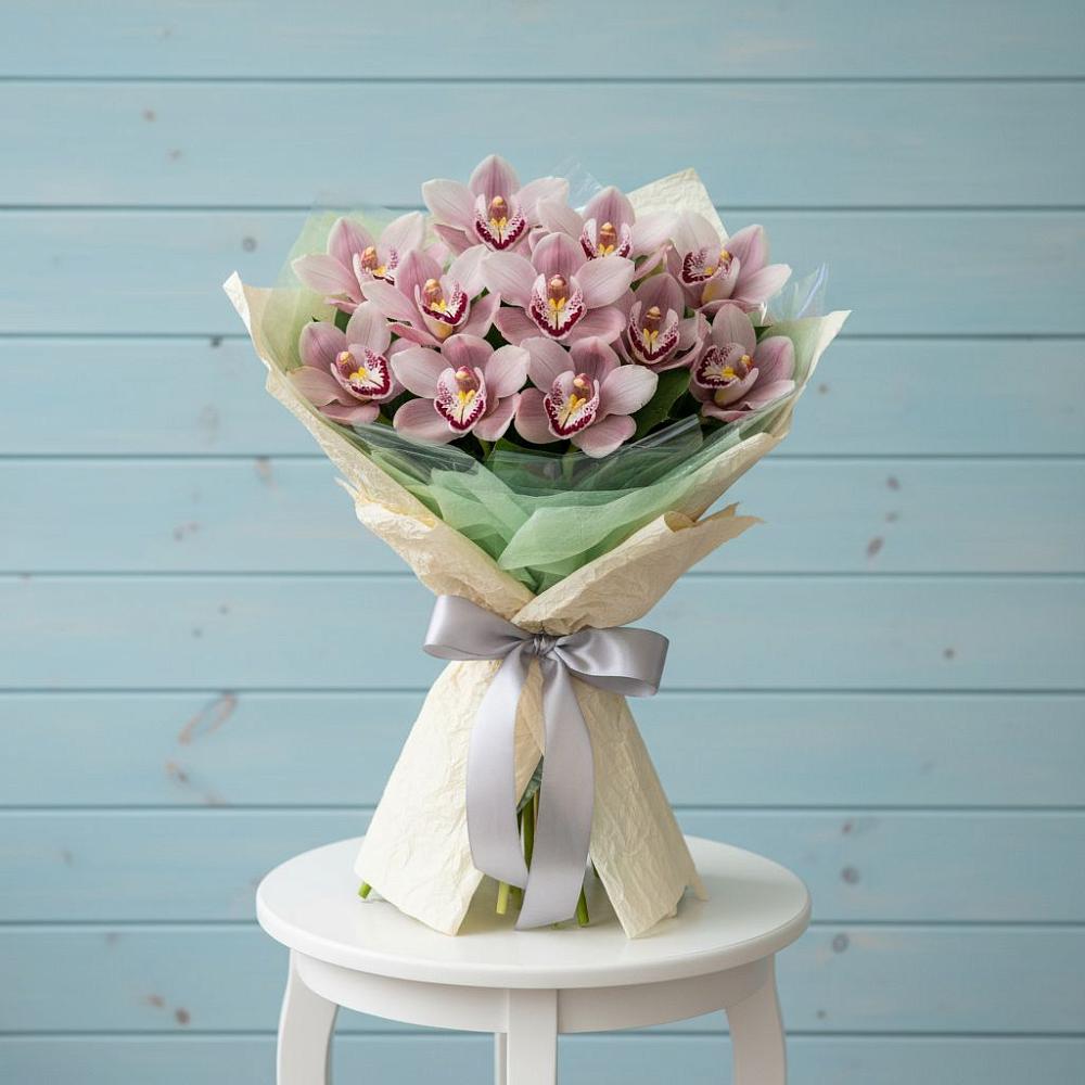 Букет цветов из: Орхидеи и Розы в Кагальницкой