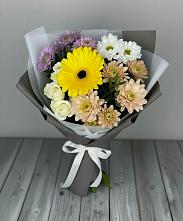 Букет цветов из:  Розы, Герберы и Хризантемы в Кагальницкой