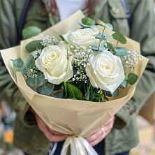 Букет цветов из:  Розы в Кагальницкой