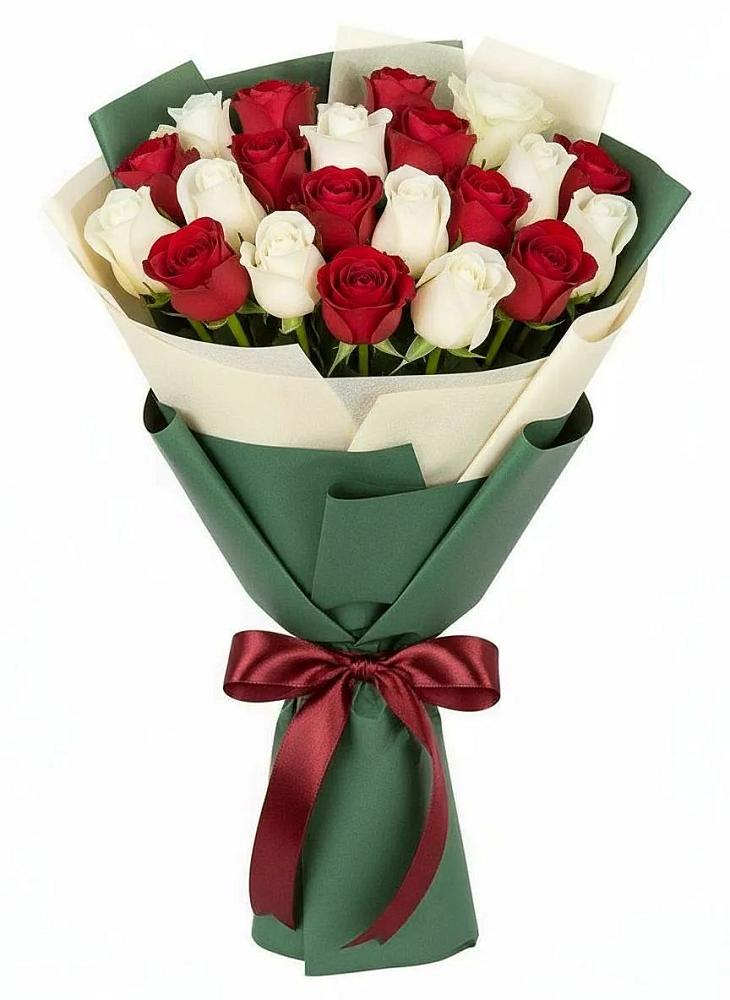 Букет Микс из красных и белых роз в Кагальницкой