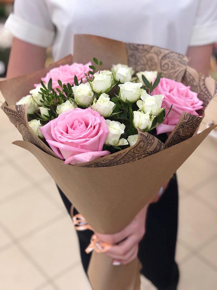 Букет цветов из: Розы в Кагальницкой