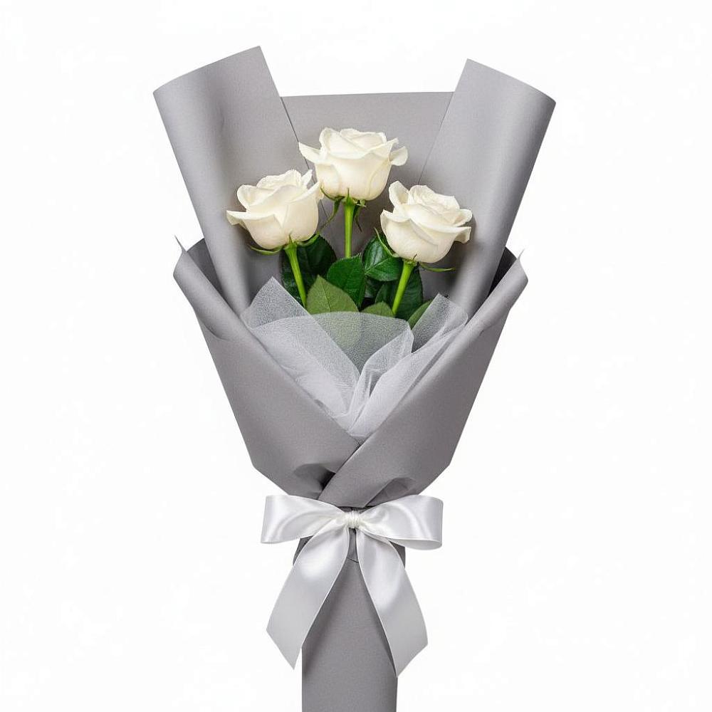 Букет 3 белые розы в Кагальницкой