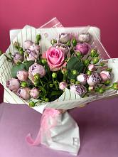 Букет цветов из:  Розы #REPLACE_PRED# Кагальницкой