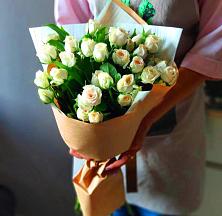 Букет цветов из:  Розы в Кагальницкой