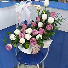 Цветочная композиция из Розы в корзине в Кагальницкой