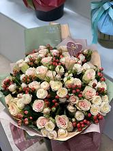 Букет цветов из:  Розы в Кагальницкой
