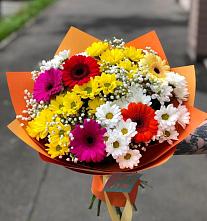 Букет цветов из:  Герберы и Хризантемы в Кагальницкой
