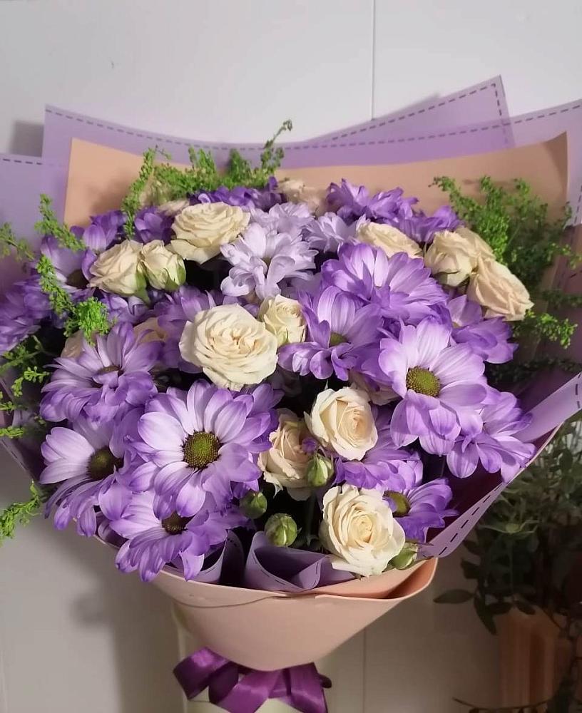 Букет цветов из: Хризантемы и Розы в Кагальницкой