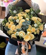 Букет цветов из:  Розы и Лизиантусы #REPLACE_PRED# Кагальницкой