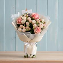 Букет цветов из:  Розы в Кагальницкой