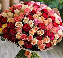 Букет 101 Разноцветная роза в Кагальницкой