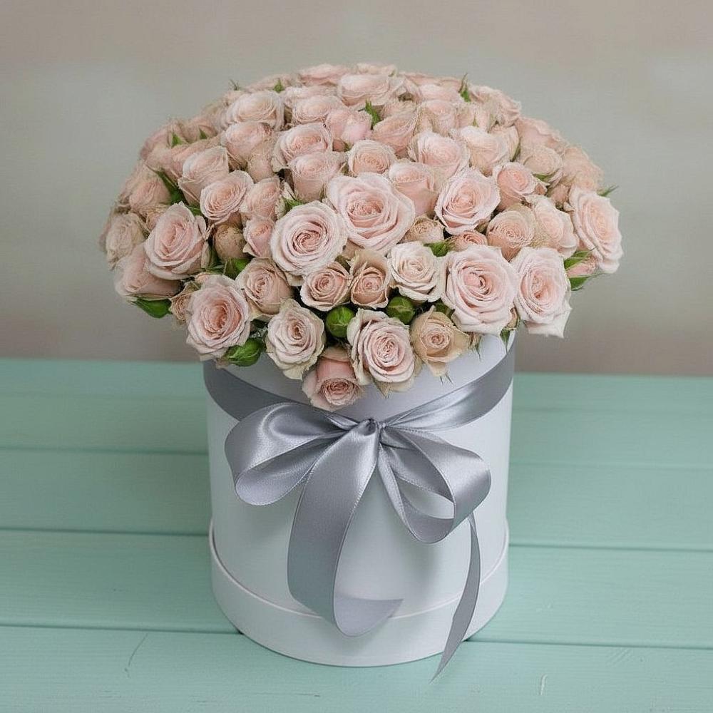 Цветочная композиция из Розы в шляпной коробке в Кагальницкой